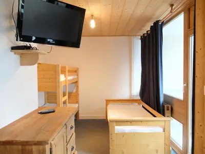 Cuisine ou kitchenette dans l'établissement Studio confortable avec balcon, près des pistes et animaux acceptés - FR-1-502-497