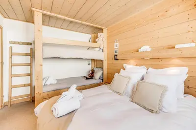 Un ou plusieurs lits dans un hébergement de l'établissement Résidence Ducs De Savoie - Appartement 3, proche des pistes,commerce, vue lac MAE-7214