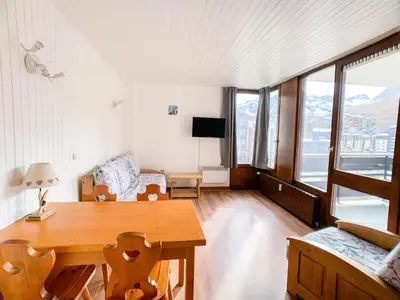 Télévision ou salle de divertissement dans l'établissement Résidence Grand Pre - Studio 26-30m² au Lavachet MAE-2274