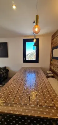 Télévision ou salle de divertissement dans l'établissement les etoiles de la plagne le quartz