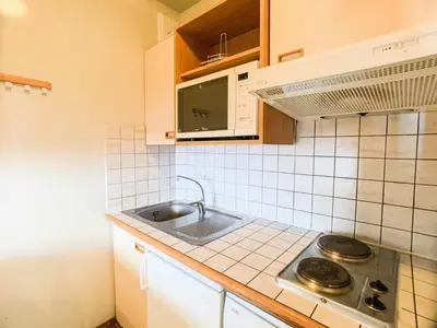 Cuisine ou kitchenette dans l'établissement Résidence Curling B1-b2 - Deux pièces avec balcon exposé Sud MAE-2754