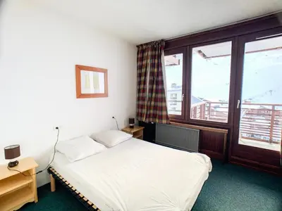 Un ou plusieurs lits dans un hébergement de l'établissement Résidence Curling B1-b2 - Deux pièces avec balcon exposé Sud MAE-2754
