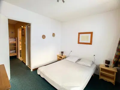Un ou plusieurs lits dans un hébergement de l'établissement Résidence Curling B1-b2 - Deux pièces avec balcon exposé Sud MAE-2754