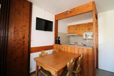 Cuisine ou kitchenette dans l'établissement Résidence Home Club - Studio confortable · proche pistes et commerces MAE-7334