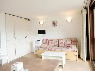Télévision ou salle de divertissement dans l'établissement Résidence Palafour - Appartement , au Lac, skis au pied MAE-7314