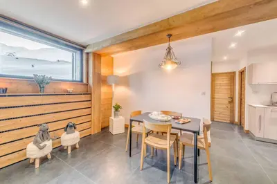 Cuisine ou kitchenette dans l'établissement Cosy apartment 2 - 6 persons