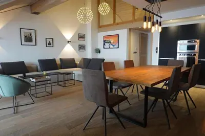 Plan de l'établissement Epinette 31 Luxury appartment Duplex (9p) 4 bedrooms and 2 bathrooms.