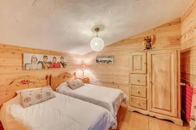 Un ou plusieurs lits dans un hébergement de l'établissement Résidence PrÉmou - 4 pièces Duplex très belle vue LAC MAE-0494