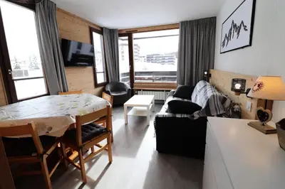 Coin salon dans l'établissement Résidence Soldanelles - Appartement rénové·Proche des pistes·Balcon MAE-0714