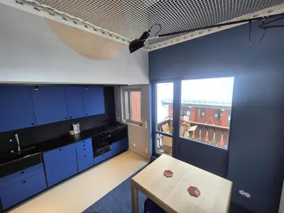 Cuisine ou kitchenette dans l'établissement Résidence Rond Point Des Pistes B - Duplex de 45m² au Val Claret MAE-4624