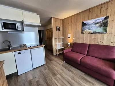 Cuisine ou kitchenette dans l'établissement Résidence Plein Soleil - Appartement skis aux pieds · Proche du funiculaire MAE-4594