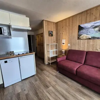 Résidence Plein Soleil - Appartement skis aux pieds · Proche du funiculaire MAE-4594
