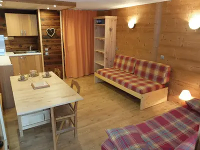 Cuisine ou kitchenette dans l'établissement Studio Rénové 4 Pers, Proche Pistes, Balcon, Animaux Acceptés - FR-1-502-478