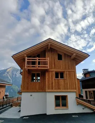 Vue générale sur la montagne ou vue sur la montagne depuis l'appartement