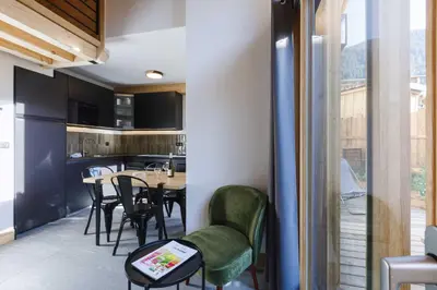 Cuisine ou kitchenette dans l'établissement Chalet Bio Corti Spa 4 personnes