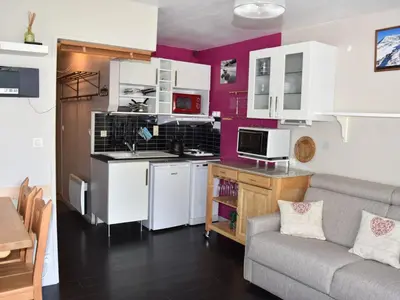 Cuisine ou kitchenette dans l'établissement Studio plein sud 4 pers, proche centre, terrasse - FR-1-464-216