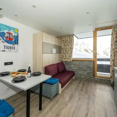 Studio confortable skis aux pieds avec balcon et WIFI - FR-1-502-524