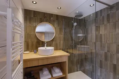 Salle de bains dans l'établissement Bio Corti Spa 12 personnes