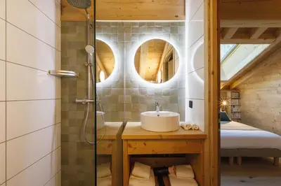 Salle de bains dans l'établissement Bio Corti Spa 12 personnes