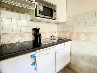 Cuisine ou kitchenette dans l'établissement Résidence Home Club - Studio lumineux · proche pistes et commerces MAE-0274