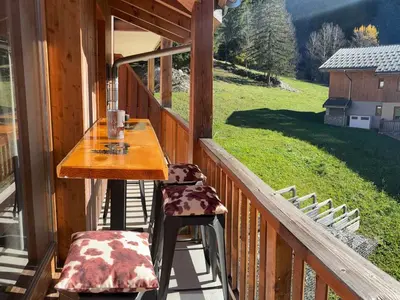Jardin de l'établissement Bel appartement avec balcon et parking couvert - FR-1-464-217