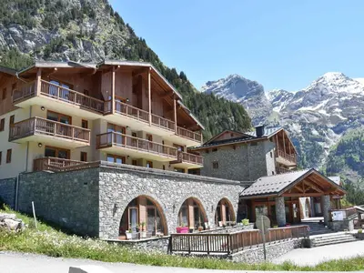 Vue générale sur la montagne ou vue sur la montagne depuis l'appartement