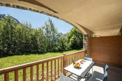 Balcon ou terrasse dans l'établissement Résidence Les Alpages - 3 Pièces pour 6 Personnes MAE-2614