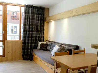 Coin salon dans l'établissement Studio Cabine 4 Pers. Ski aux Pieds Balcon Sud Animaux Ok - FR-1-502-517