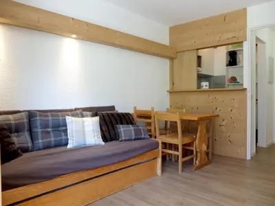 Cuisine ou kitchenette dans l'établissement Studio Cabine 4 Pers. Ski aux Pieds Balcon Sud Animaux Ok - FR-1-502-517