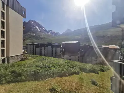 Vue générale sur la montagne ou vue sur la montagne depuis l'appartement