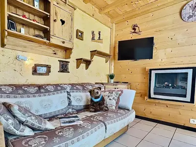 Télévision ou salle de divertissement dans l'établissement Appartement 2 pièces à Tignes - 4 personnes - FR-1-411-746