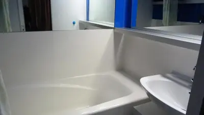 Salle de bains dans l'établissement Résidence Archeboc - Appartement 2 pièces 5 personnes à Arc 1800 proche des pistes dans le quartier de Charmettoger MAE-7394