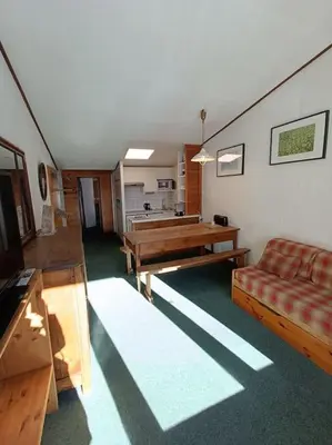 Cuisine ou kitchenette dans l'établissement APT 2 PIECES 4/5PERS - MOUTIERES TIGNES