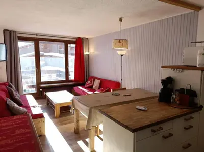 Coin salon dans l'établissement SUPERBE T2 TRAVERSANT- 6PERS - VAL CLARET