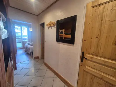Plan de l'établissement Appartement rénové avec balcon, proche pistes et commerces, animaux acceptés - FR-1-502-510