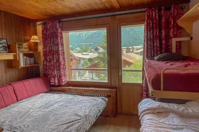 Un ou plusieurs lits dans un hébergement de l'établissement Apt with balcony and beautiful view in Val-d'Isère