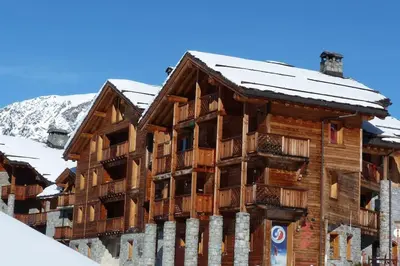 Vue générale sur la montagne ou vue sur la montagne depuis l'appartement