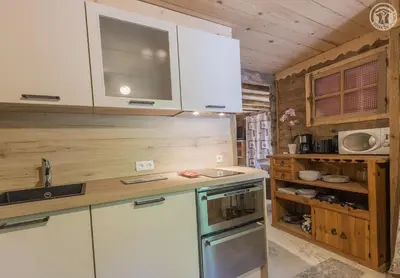 Cuisine ou kitchenette dans l'établissement La VILLA du DORON