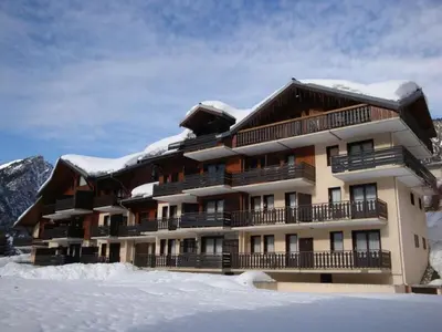 Vue générale sur la montagne ou vue sur la montagne depuis l'appartement