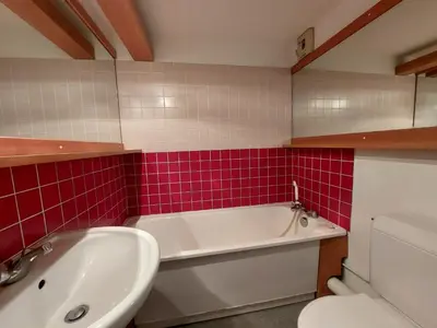 Salle de bains dans l'établissement Duplex skis aux pieds, 2 pièces, 6 pers., Arc 1800, balcon sud-ouest - FR-1-411-886