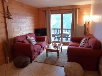 Coin salon dans l'établissement Georgette - 3 bedroom apartment in the centre of Sainte Foy, great views