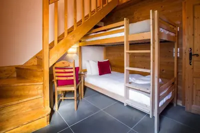 Un ou plusieurs lits dans un hébergement de l'établissement Toulouse - 3 bedroom apt close to the slopes with log fire
