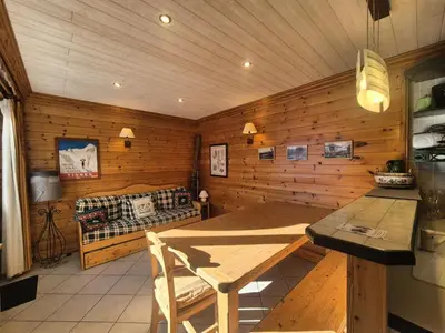 Coin salon dans l'établissement Résidence Hameau De Toviere - Appartement rénové · Proche des pistes MAE-3664