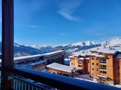 Vue générale sur la montagne ou vue sur la montagne depuis l'appartement
