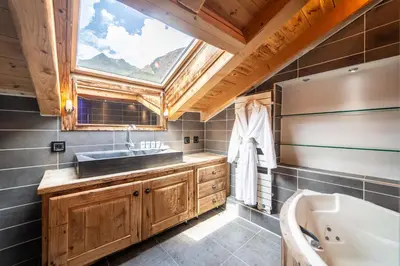 Salle de bains dans l'établissement Le Bûcher d'Albert