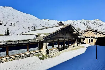 Vue générale sur la montagne ou vue sur la montagne depuis l'appartement