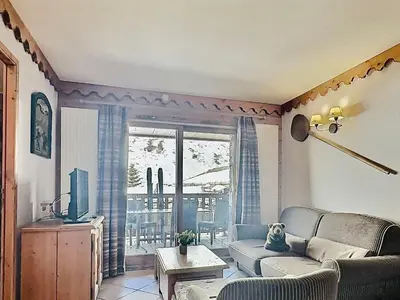Coin salon dans l'établissement Confortable 4 pièces à Tignes Val Claret pour 8 pers. - FR-1-411-884