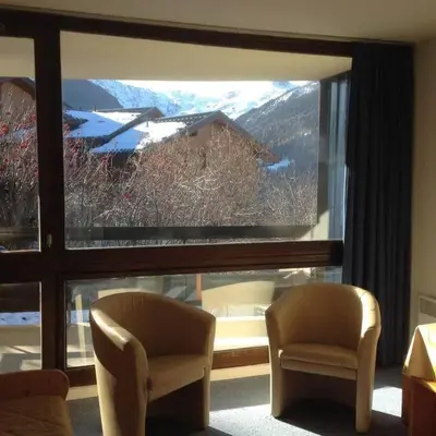 Vue générale sur la montagne ou vue sur la montagne depuis l'appartement