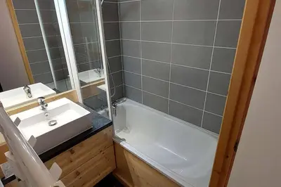 Salle de bains dans l'établissement Paradiski ski au pied vallandry