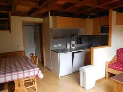Cuisine ou kitchenette dans l'établissement Paradiski ski au pied vallandry